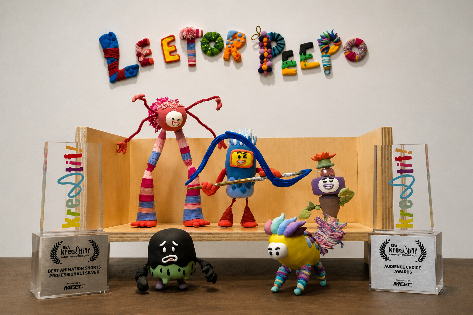 Leetor Peepo clay characters